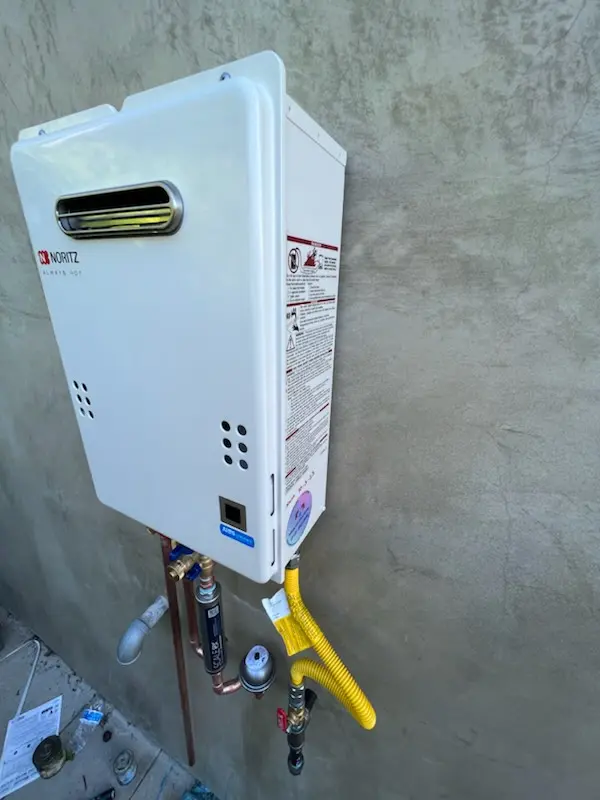 Tankless water heater installation for Boulevard Bluffs homes